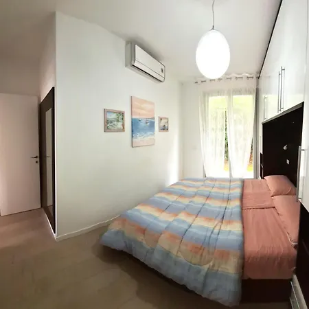 Olivi - Panorama View, Pool, Terrace, Garden, Wifi